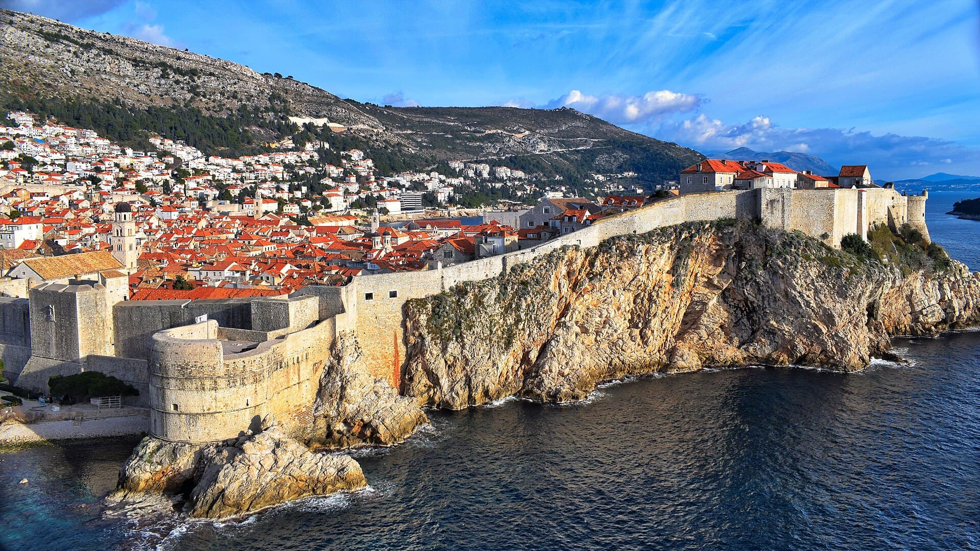 The old town walls of Dubrovnik